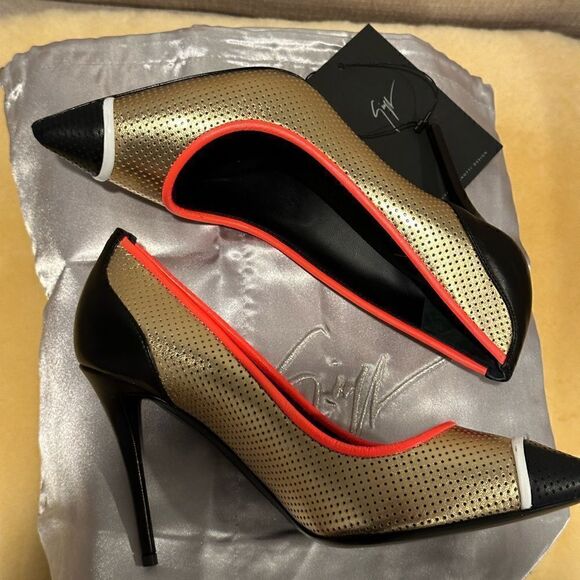 Giuseppe Zanotti scarppa leather pumps size EU 36( US6) and EU 36,5( US 6,5) new - Picture 12 of 14